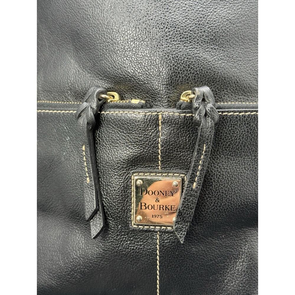 Dooney & Bourke Black Pebbled Leather Hobo Large Shoulder Bag Red Lining 13x15 - Picture 2 of 6